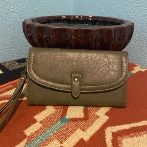 Army Green Women’s Wallet